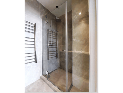 Стеклянная ширма на ванну прозрачная