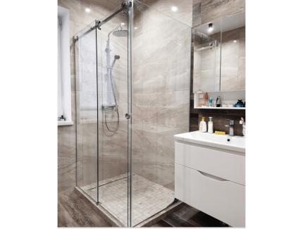 Душевой уголок с прозрачным цветом стекла фото