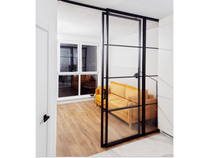 Раздвижная прозрачная перегородка в стиле лофт фото