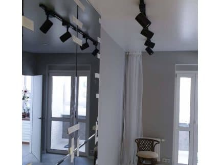 Зеркало настенное в полный рост в прихожую