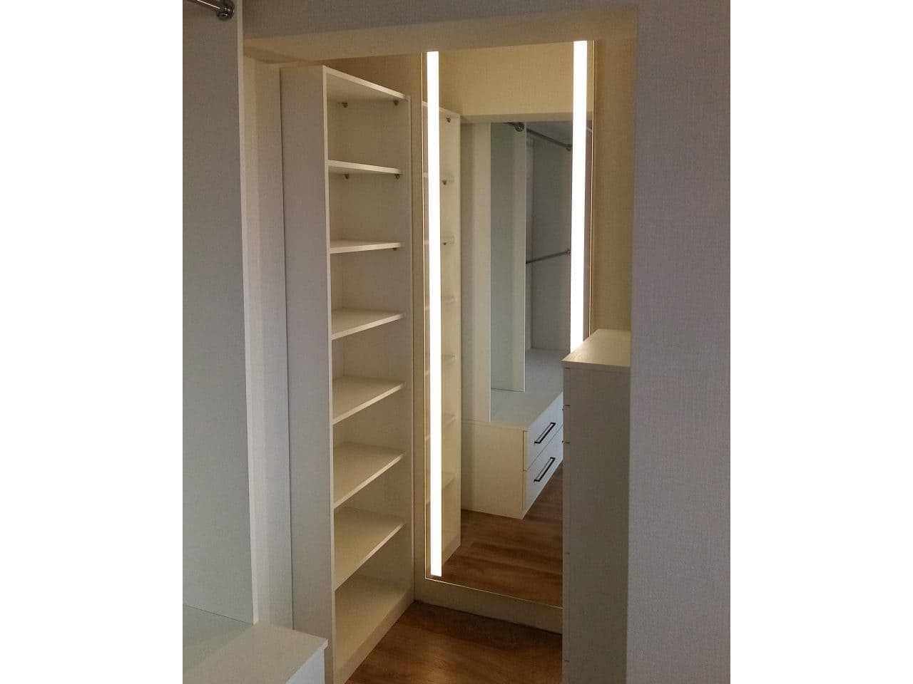 polished-mirror-with-led-lighting Зеркало полированное с подсветкой Led