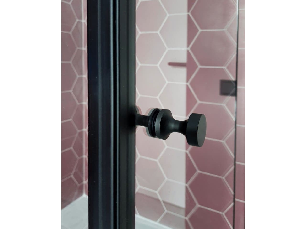 rectangular-corner-door-handle-in-black Ручка двери прямоугольного уголка черного цвета